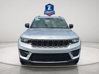 New 2025 Jeep Grand Cherokee Laredo X w/ Luxury Tech Group I