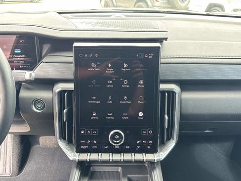 Used 2024 GMC Acadia Elevation w/ Black Edition FWD image 25
