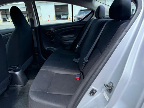 Used 2014 Nissan Versa S Plus FWD image 21