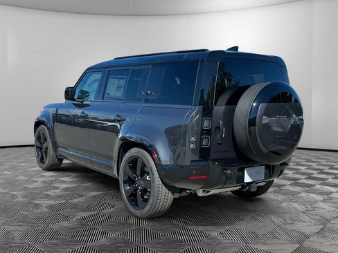 New 2026 Land Rover Defender 110 X-Dynamic SE AWD/4WD image 3