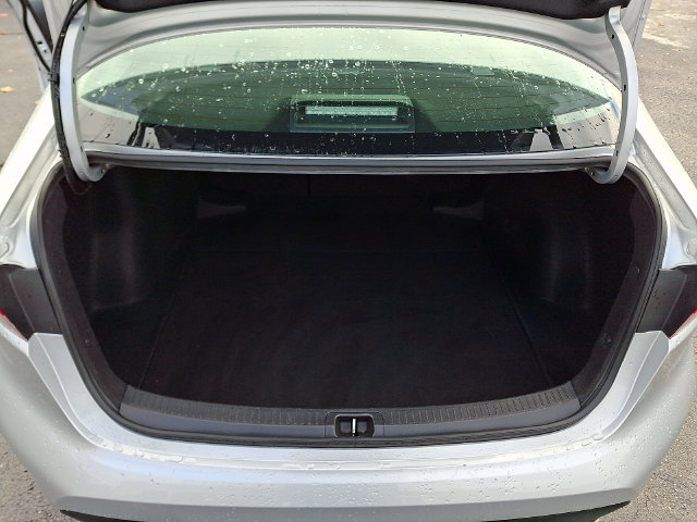Used 2024 Toyota Corolla LE FWD image 28