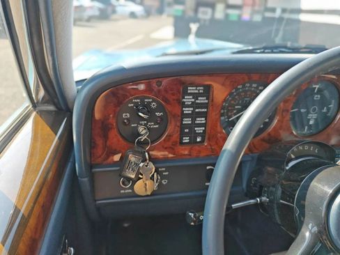 Used 1989 Rolls-Royce Silver Spur image 25