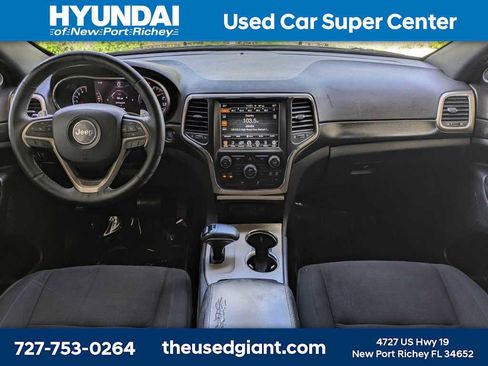 Used 2014 Jeep Grand Cherokee Laredo w/ Security & Convenience Group AWD/4WD image 19
