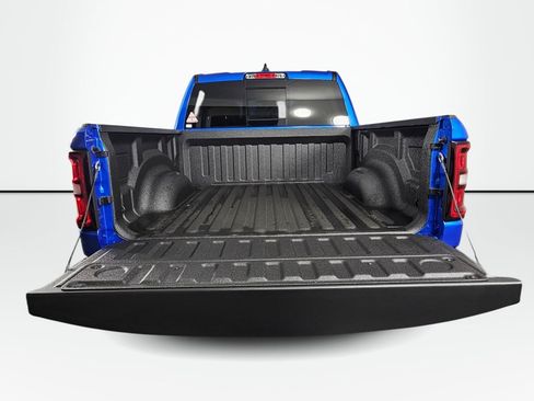 New 2026 RAM 1500 Big Horn AWD/4WD image 18