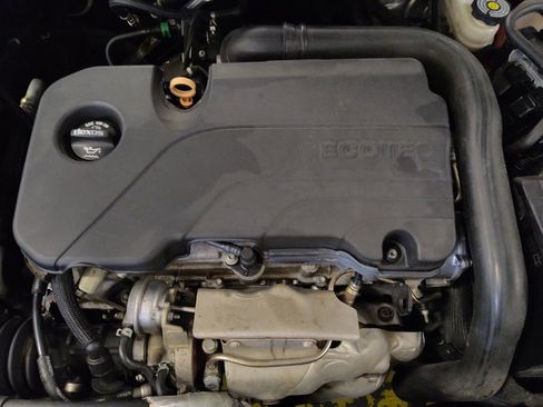 Used 2019 Chevrolet Malibu LT FWD image 30