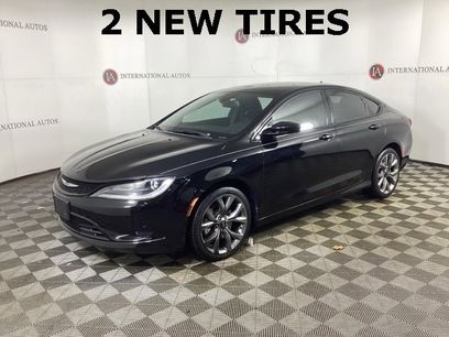 Used 2016 Chrysler 200 S w/ Comfort Group