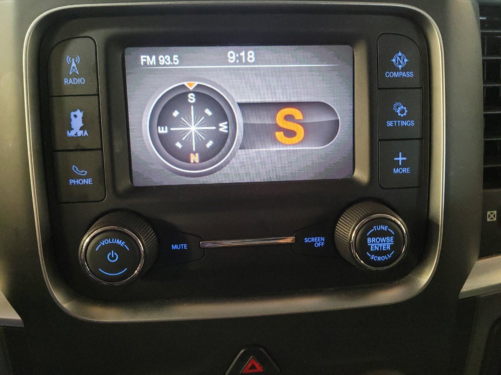 Used 2021 RAM 1500 Classic SLT RWD image 25