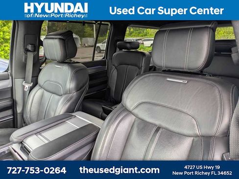Used 2022 Jeep Grand Wagoneer Series I AWD/4WD image 3