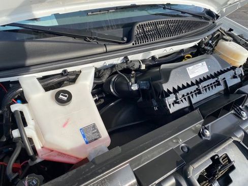 Certified 2024 GMC Savana 2500 Extended image 17