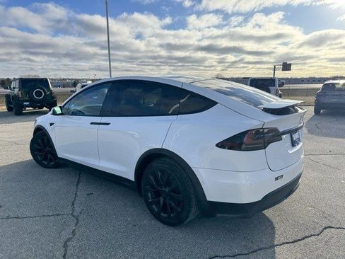 Used 2022 Tesla Model X image 6