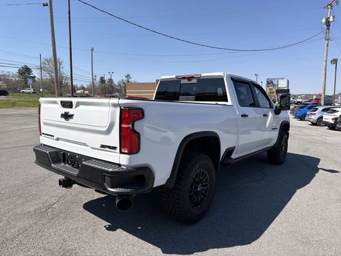 Used 2026 Chevrolet Silverado 2500 ZR2 image 6