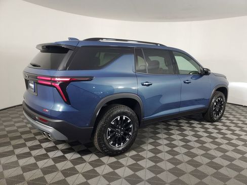 New 2026 Chevrolet Traverse Z71 w/ Enhanced Driving Package image 4