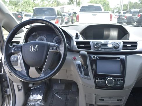 Used 2015 Honda Odyssey EX-L image 16