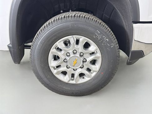 New 2026 Chevrolet Silverado 3500 LT w/ Convenience Package AWD/4WD image 26