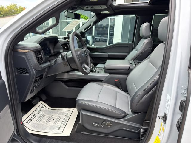Used 2025 Ford F150 Lightning Lariat w/ Max Trailer Tow Package AWD/4WD image 18