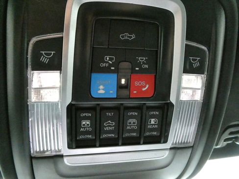 Used 2025 RAM 1500 Laramie w/ Night Edition AWD/4WD image 32