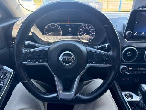 Used 2022 Nissan Sentra SR w/ Electronics Package FWD image 21