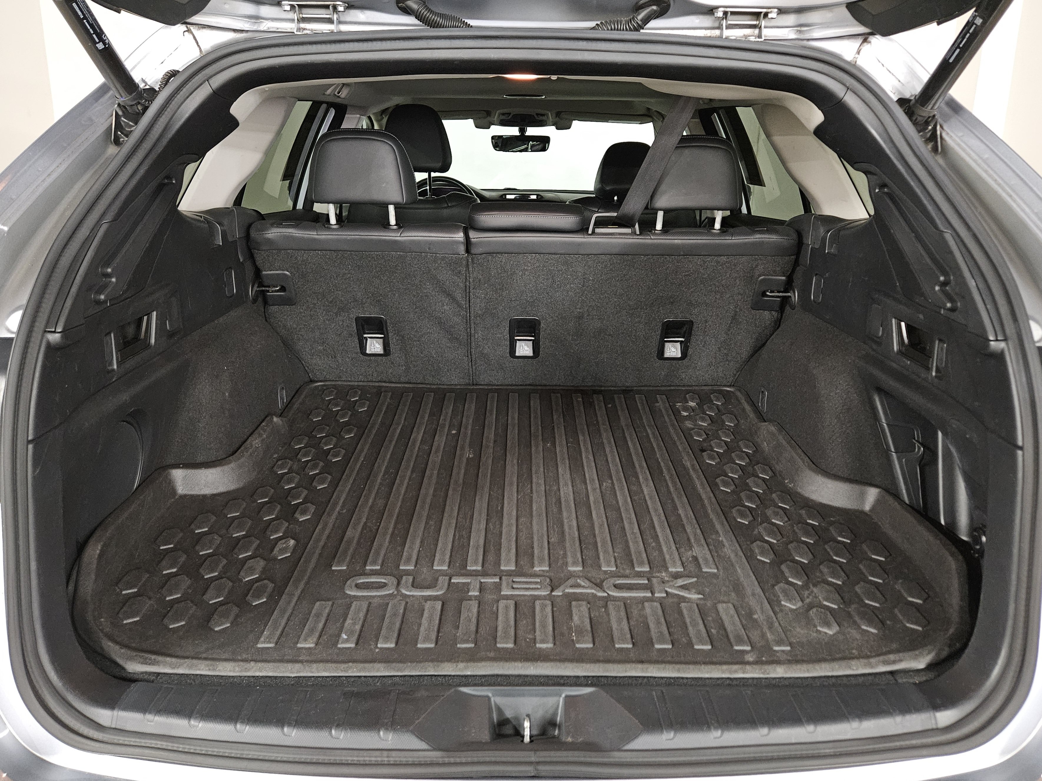 Used 2020 Subaru Outback Limited AWD/4WD image 17