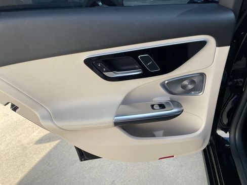 Used 2022 Mercedes-Benz C 300 Sedan image 21