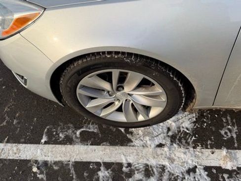 Used 2016 Buick Regal image 13
