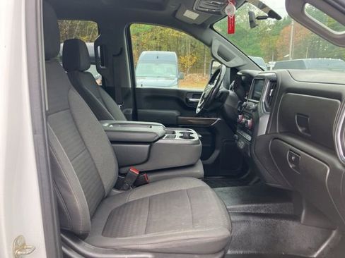 Used 2022 Chevrolet Silverado 3500 LT w/ Convenience Package image 19