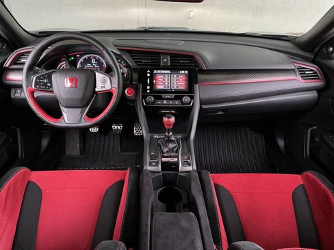 Used 2017 Honda Civic Type R image 4