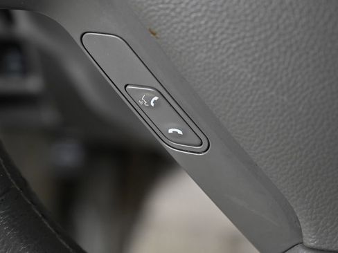 Used 2012 INFINITI G37 Journey w/ Premium Pkg image 13