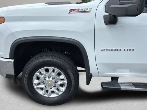 Used 2022 Chevrolet Silverado 2500 LT w/ Convenience Package RWD image 33