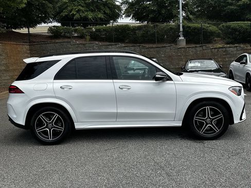 Certified 2025 Mercedes-Benz GLE 450 4MATIC w/ AMG Line Exterior image 9