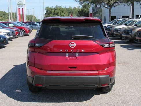 New 2026 Nissan Rogue SV image 4