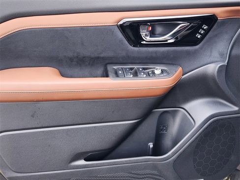 New 2026 Subaru Forester Touring image 19