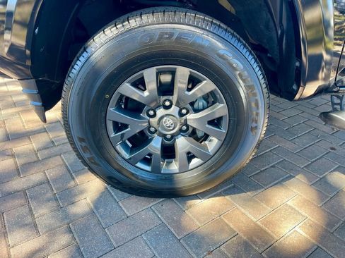 Used 2023 Toyota Tacoma SR5 image 9