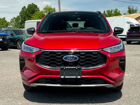 Used 2023 Ford Escape ST-Line w/ Tech Pack #1 AWD/4WD image 8