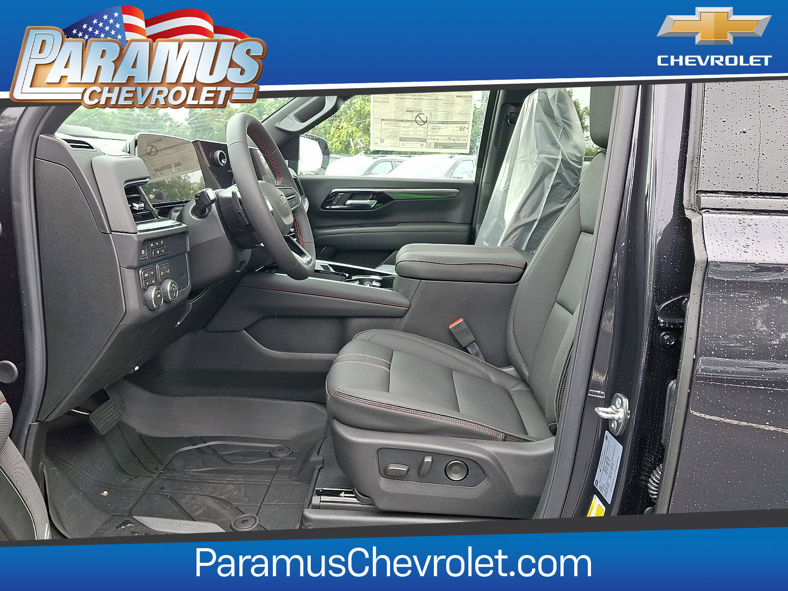 New 2026 Chevrolet Suburban RST w/ Comfort Package AWD/4WD image 9