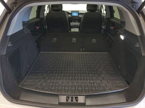 Used 2020 Lincoln Corsair AWD w/ Premium Package image 25