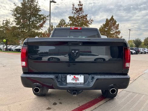 Used 2017 RAM 1500 Sport w/ Black Ram 1500 Sport Group image 7