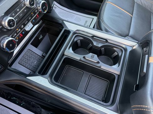 Used 2024 Ford F250 Platinum w/ Tremor Off-Road Package image 28