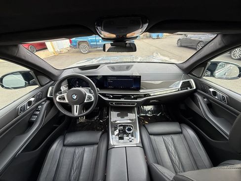 Used 2024 BMW X7 M60i w/ Executive Package AWD/4WD image 21