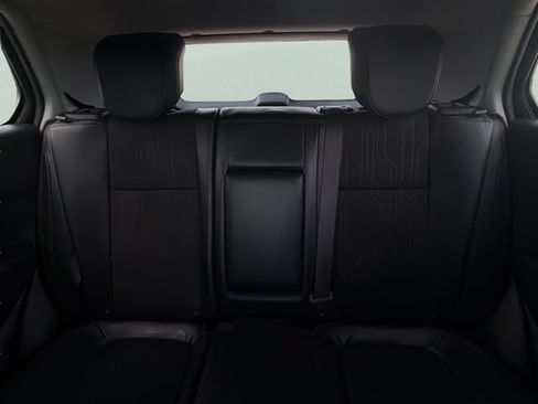 Used 2018 Chevrolet Trax LT w/ LT Convenience Package AWD/4WD image 17