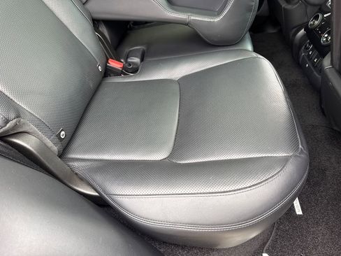 Used 2020 Land Rover Range Rover HSE image 46