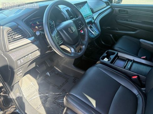 Certified 2024 Honda Odyssey Sport image 18