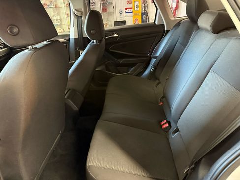 Used 2019 Volkswagen Jetta S image 17