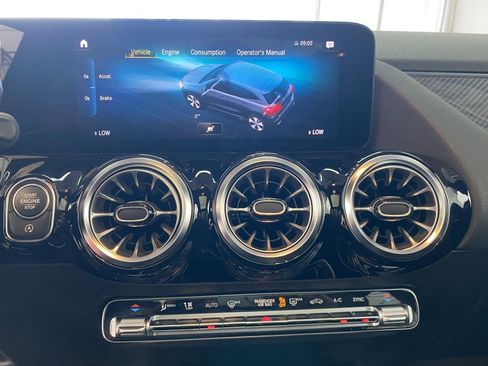 Used 2022 Mercedes-Benz GLA 250 4MATIC image 24