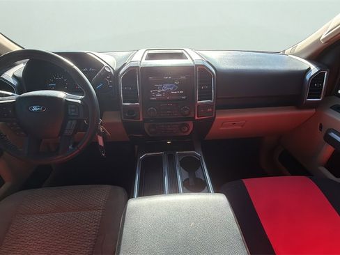 Used 2015 Ford F150 XLT w/ Equipment Group 302A Luxury image 19