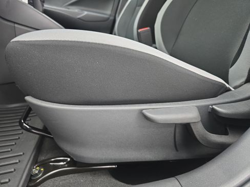 New 2025 Nissan Versa S image 27