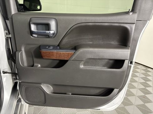 Used 2017 GMC Sierra 1500 SLT w/ SLT Premium Package image 46