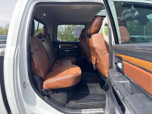 Used 2015 RAM 1500 Laramie Longhorn AWD/4WD image 16