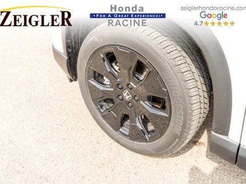 Used 2026 Honda Pilot Black Edition image 12