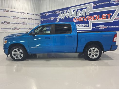 Used 2022 RAM 1500 Big Horn AWD/4WD image 3
