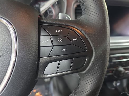 Used 2023 Dodge Charger R/T w/ Performance Handling Group image 17